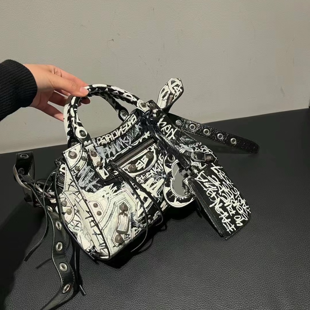 Balenciaga Neo Cagole Graffiti City Bag